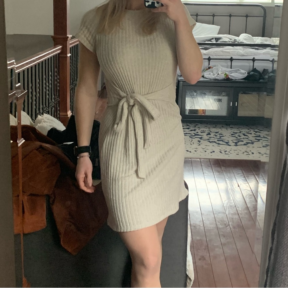 Alya Cream Ribbed Midi Dress